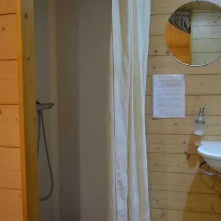 Båthotell L'erre Sauvage *